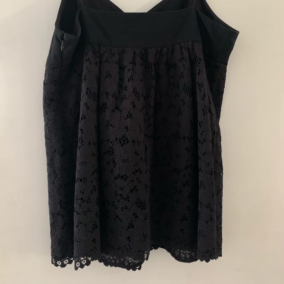 Club Monaco Lace Cami (fits 2-4) - Picture 3 of 5